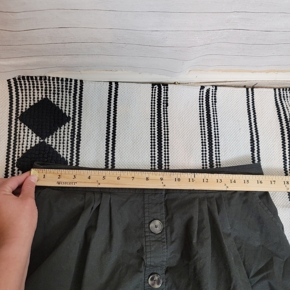 TRINK TURK A LINE BUTTON FRONT BLACK PLEATED SKIRT, SZ 12 - Picture 10 of 14